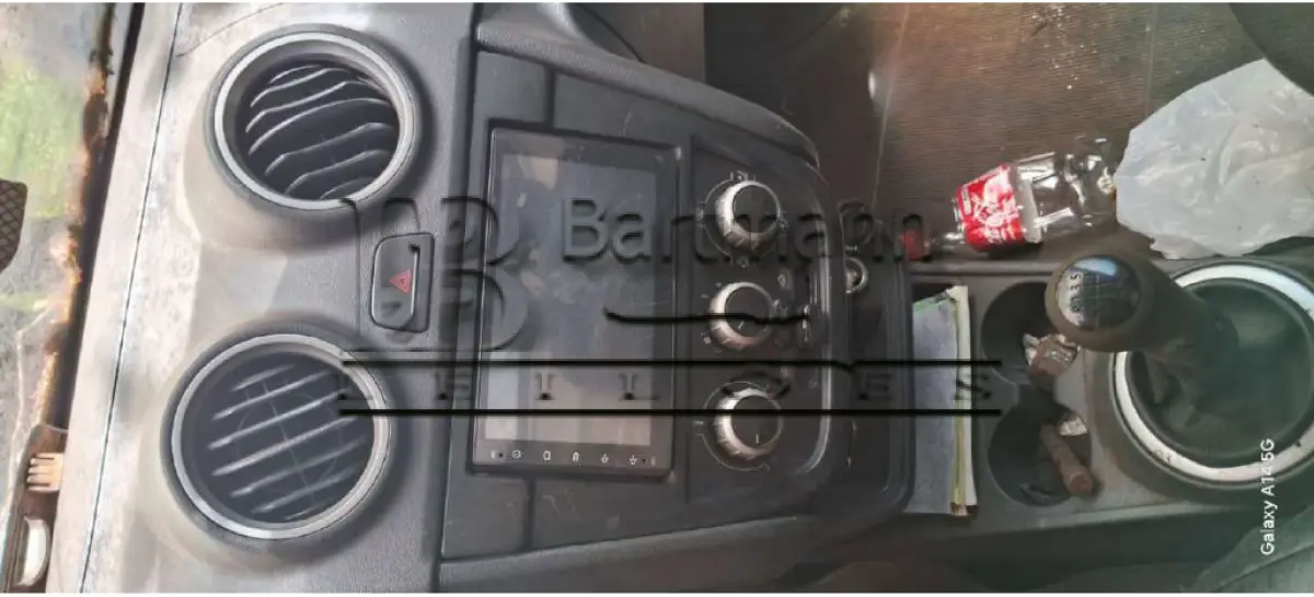 LOTE 001 - VW - SAVEIRO