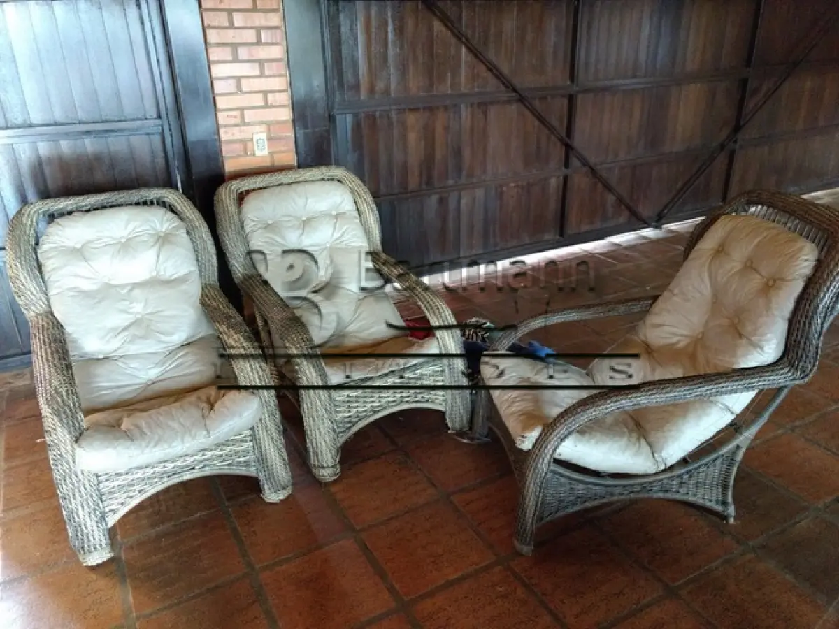 LOTE 038
