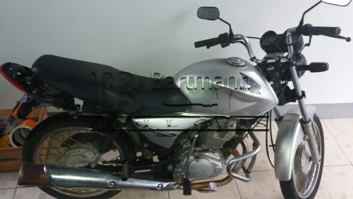 LOTE 001 - MOTO HONDA