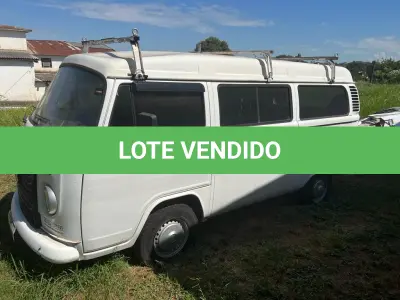 LOTE 004 - Kombi