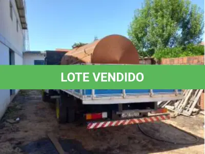 LOTE 001 - Caminhão 1999
