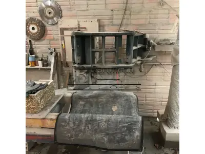 LOTE 002 - Máquina de corte e desgaste